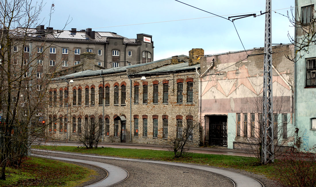 Таллин, Vineeri, 2; Pärnu maantee, 69a