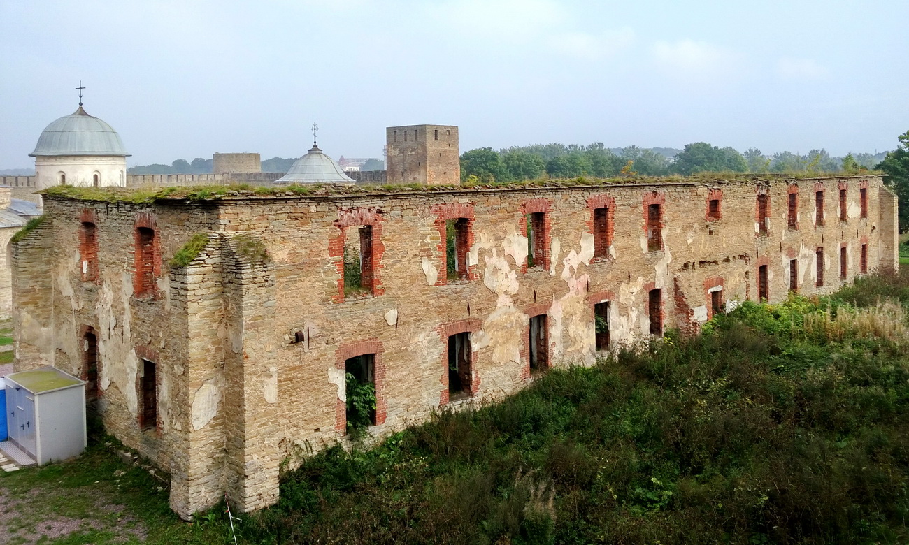 Ивангород, Кингисеппское шоссе, 6/1 Большой амбар