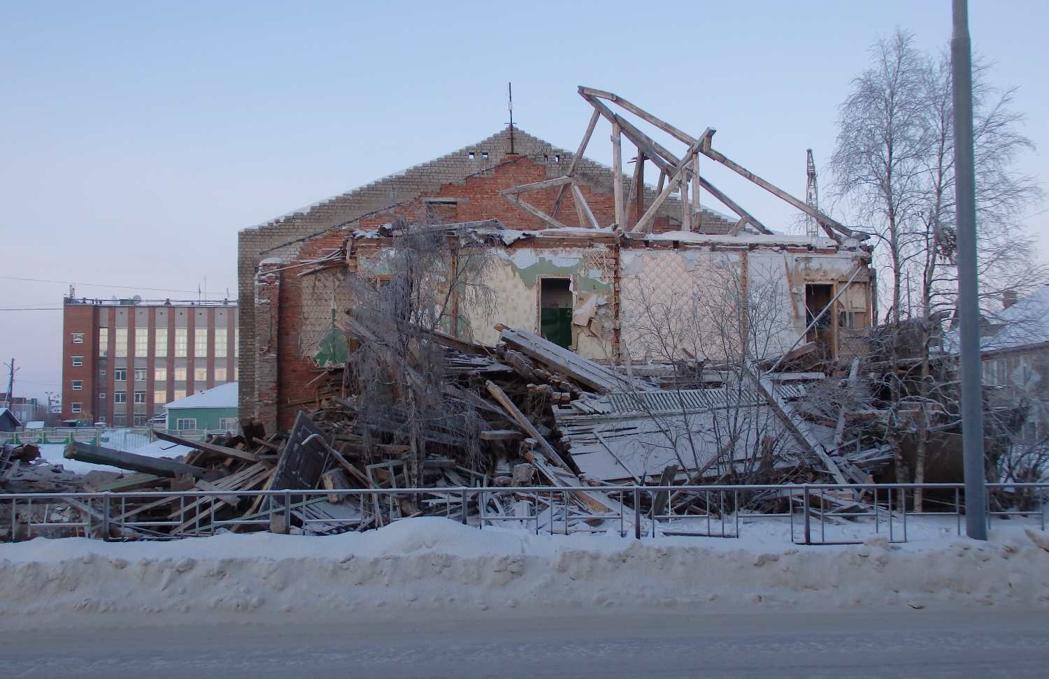 Нарьян-Мар, Октябрьская улица, 37