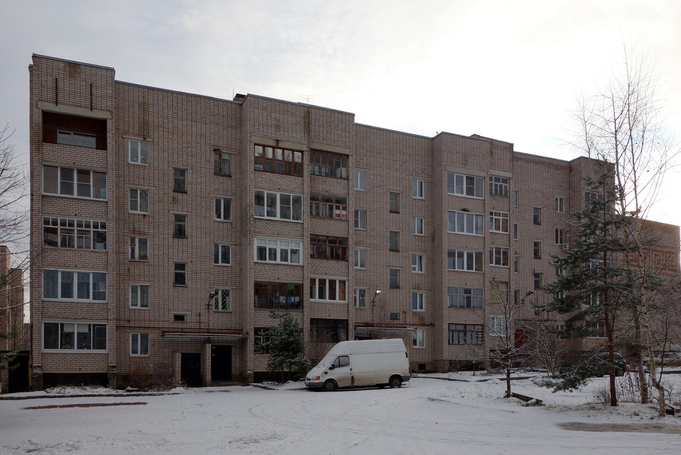 Боровичи, Сушанская улица, 27