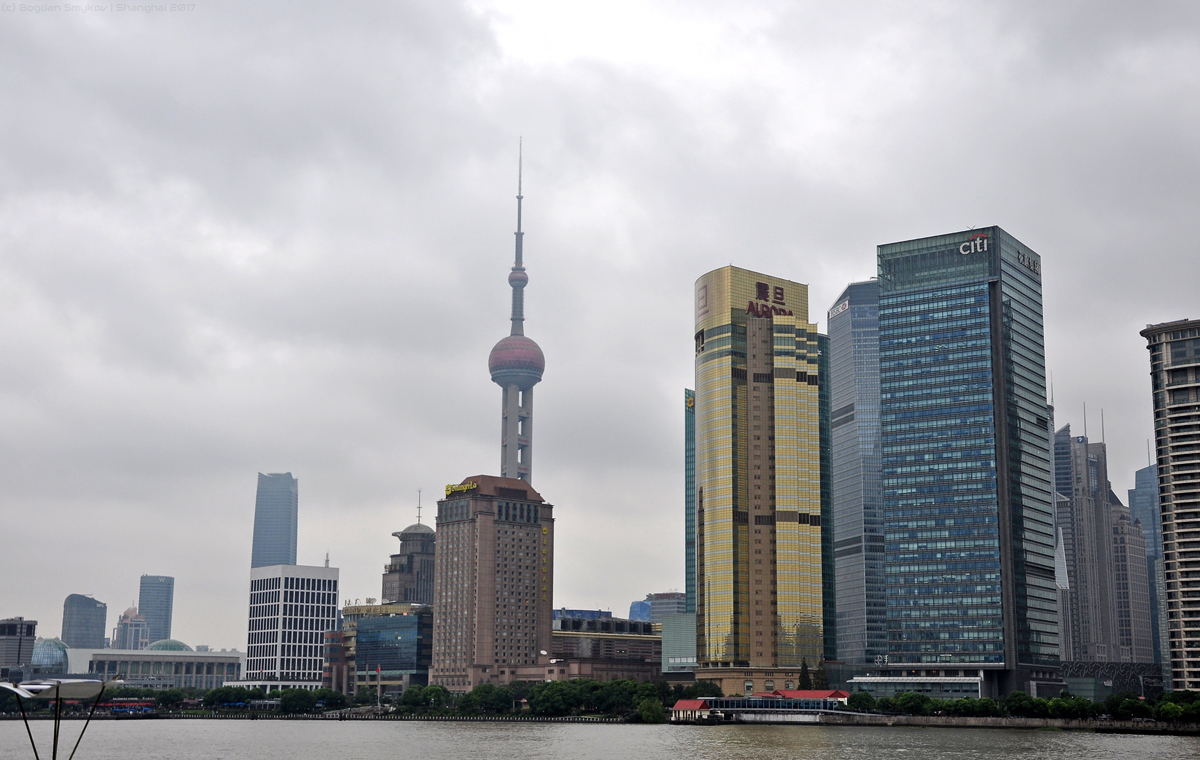 Шанхай, Huayuanshiqiao Road, 33; Fucheng Road, 99