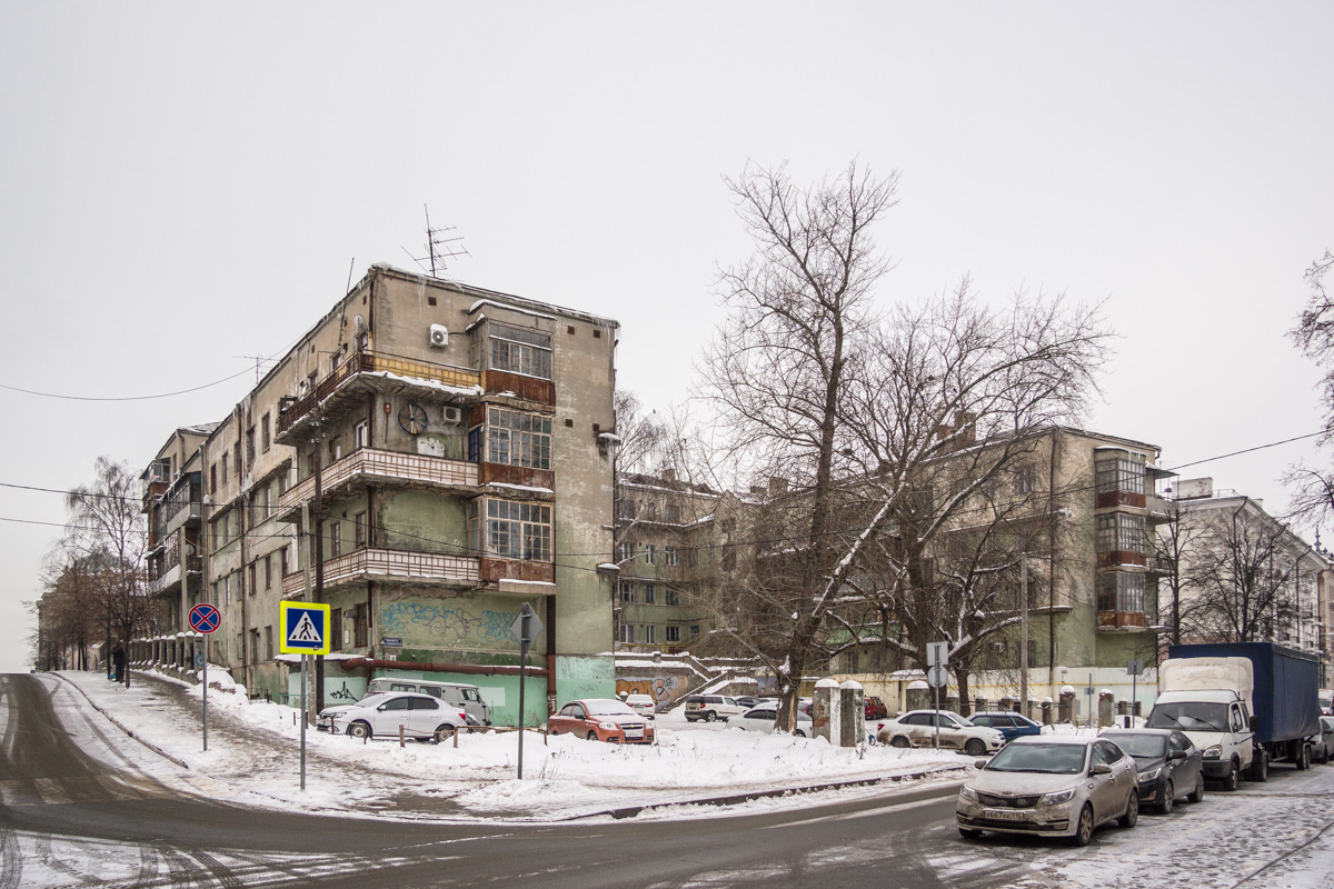 Казань, Улица Дзержинского, 18 / Улица Кави Наджми, 19