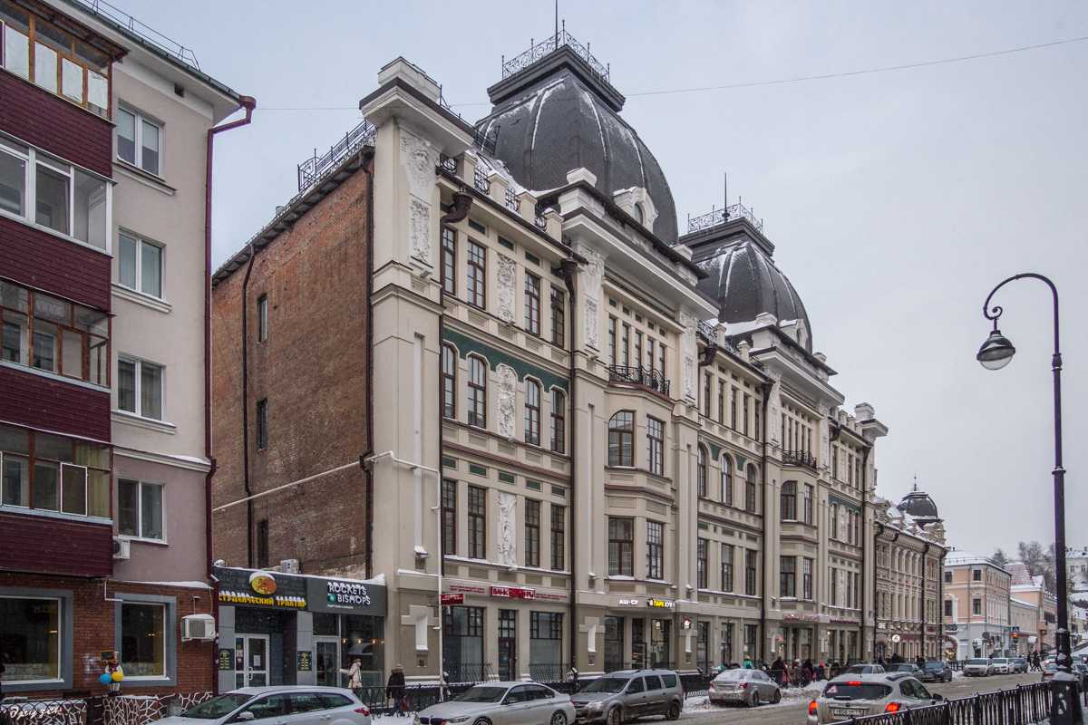 Kaasan, Улица Баумана, 80 / Университетская улица, 7
