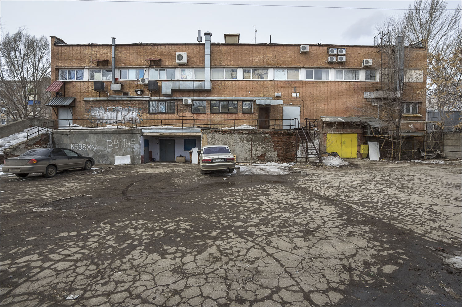 Novokuybyshevsk, Улица Островского, 16