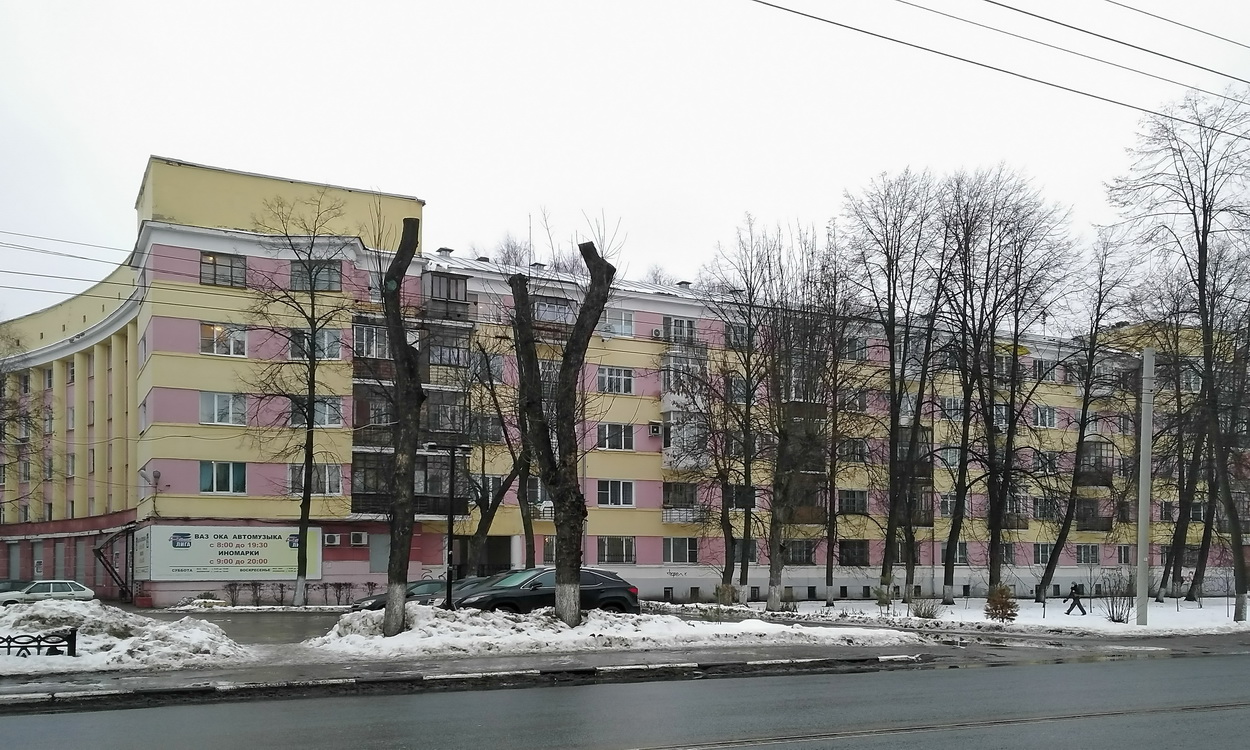 Ярославль, Проспект Октября, 34 / Улица Победы, 21