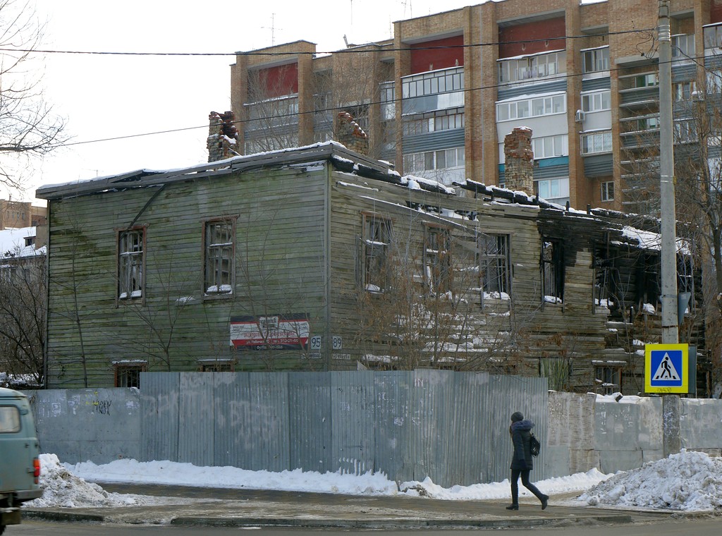 Самара, Улица Буянова, 89 / Вилоновская улица, 95