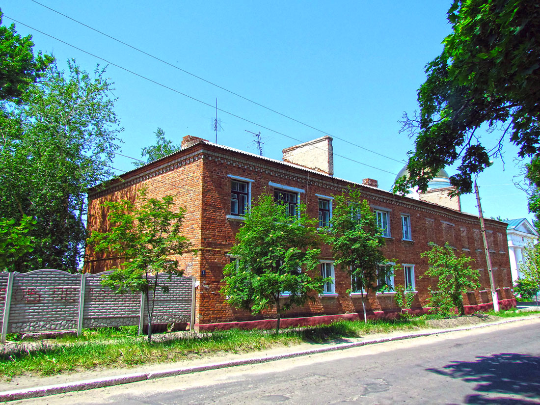 Чугуев, Улица Крепостной Спуск, 3