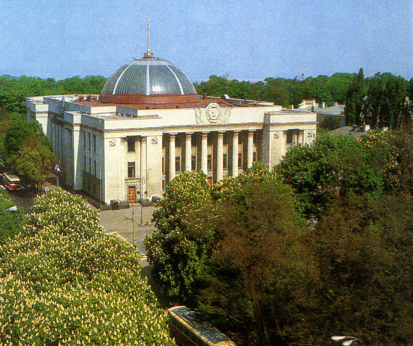 Киев, Улица Михаила Грушевского, 5