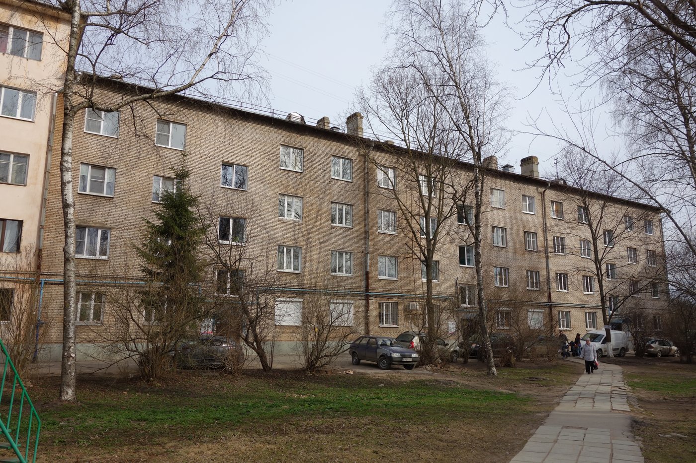 Великий Новгород, Улица Мерецкова-Волосова, 1 / Улица Чудинцева, 1