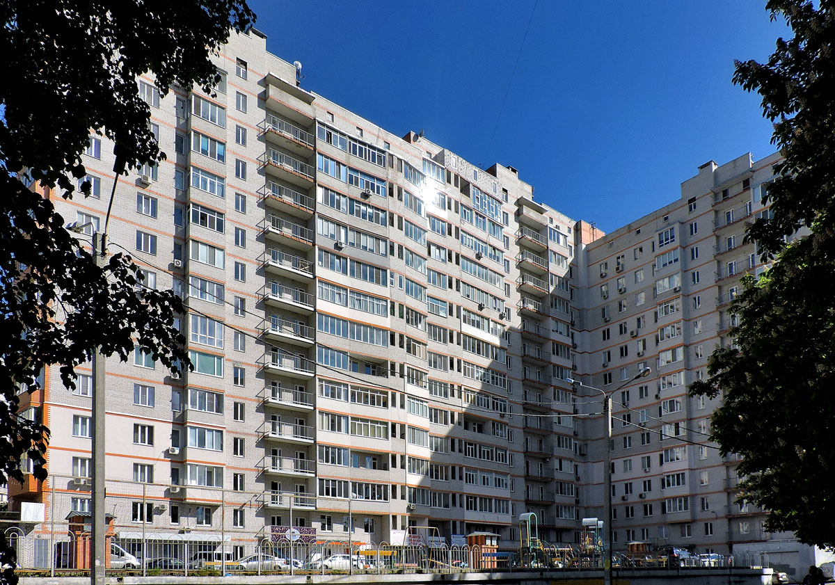 Харьков, Улица Гвардейцев-Широнинцев, 33