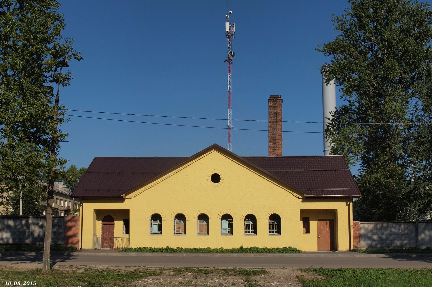 Никольское, Комсомольская улица, 8