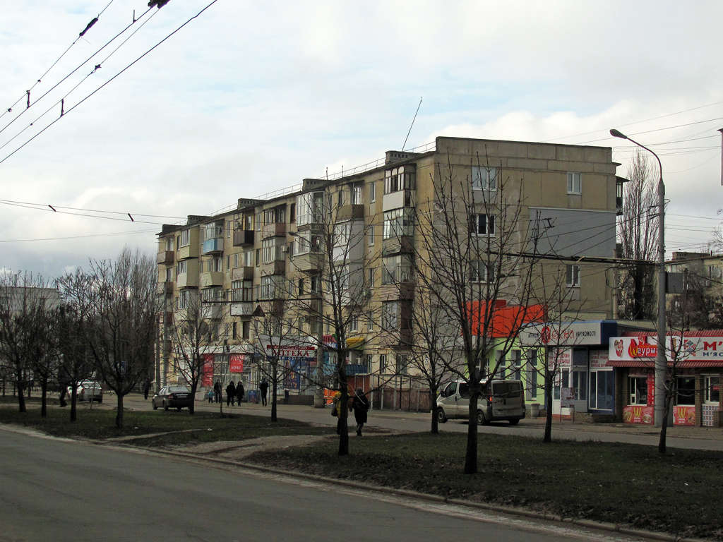 Северодонецк, Гвардейский проспект, 27