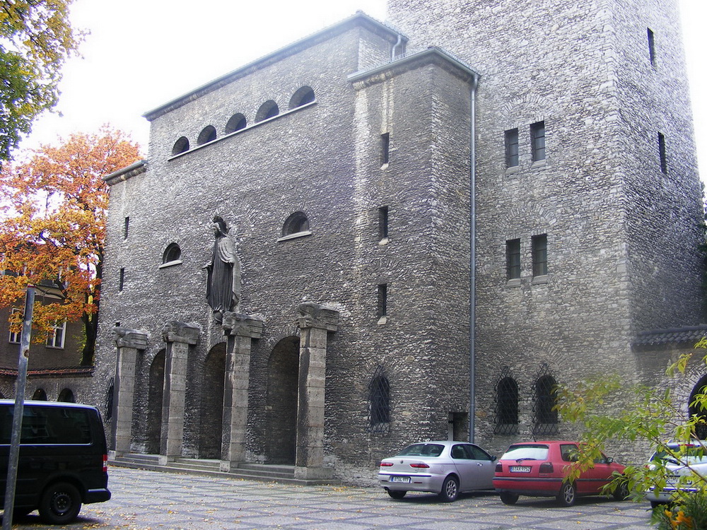 Берлин, Gundelfinger Straße, 36