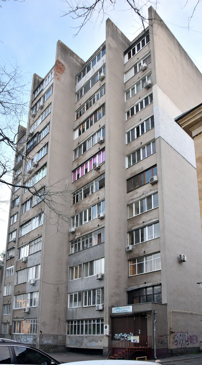 Одесса, Вулиця Леонтовича, 6
