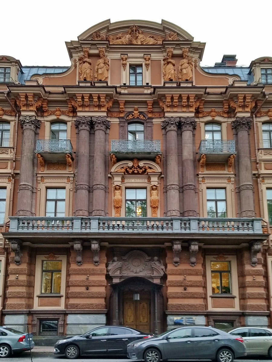 Санкт-Пецярбург, Конногвардейский бульвар, 17