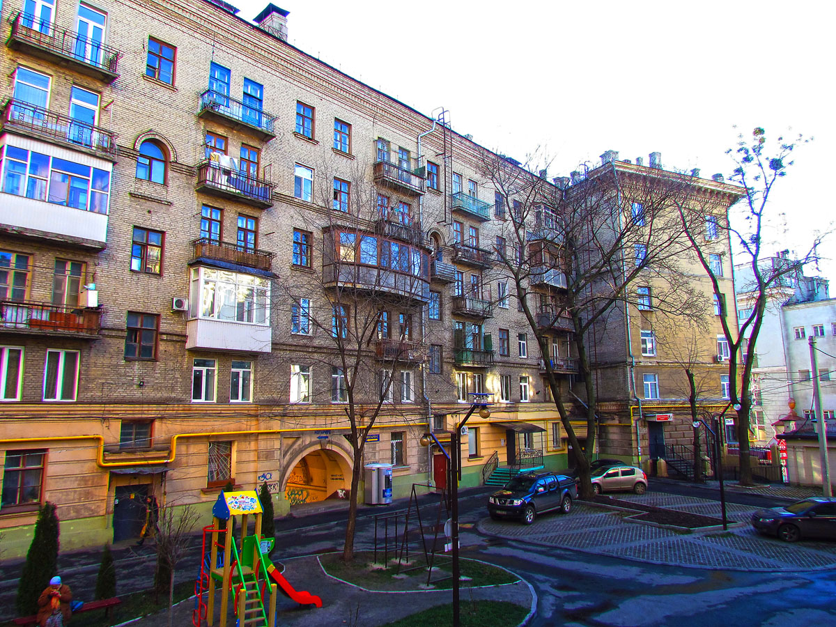 Харьков, Павловская площадь, 5