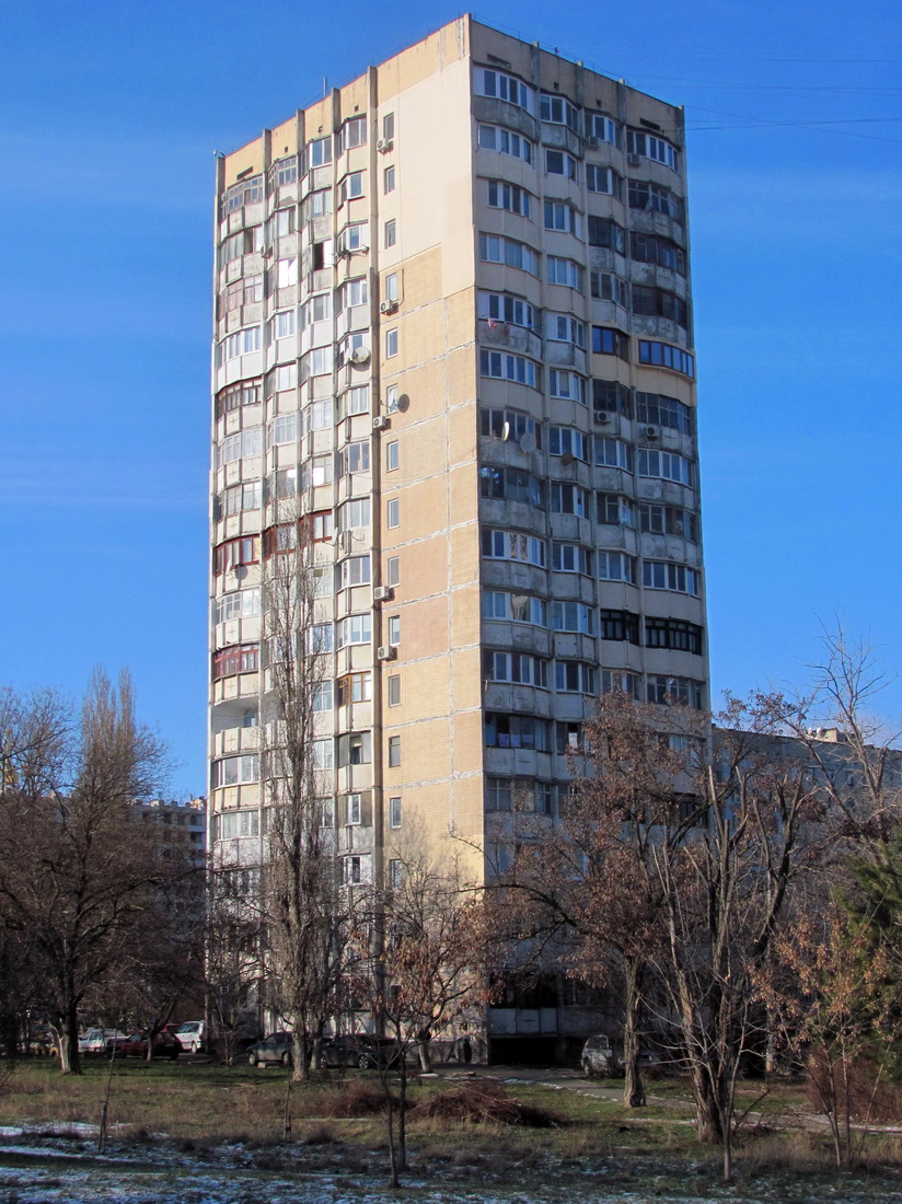 Одесса, Проспект Академіка Глушка, 38