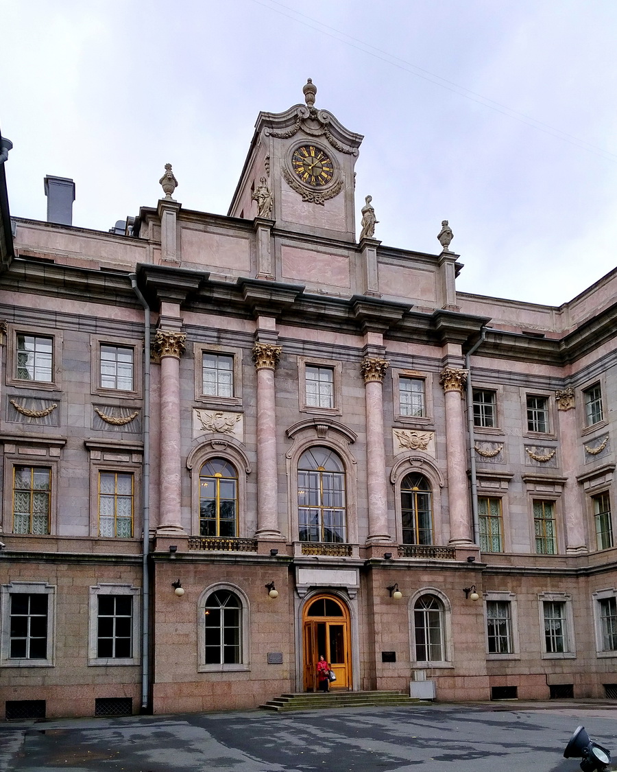 Saint Petersburg, Миллионная улица, 5А