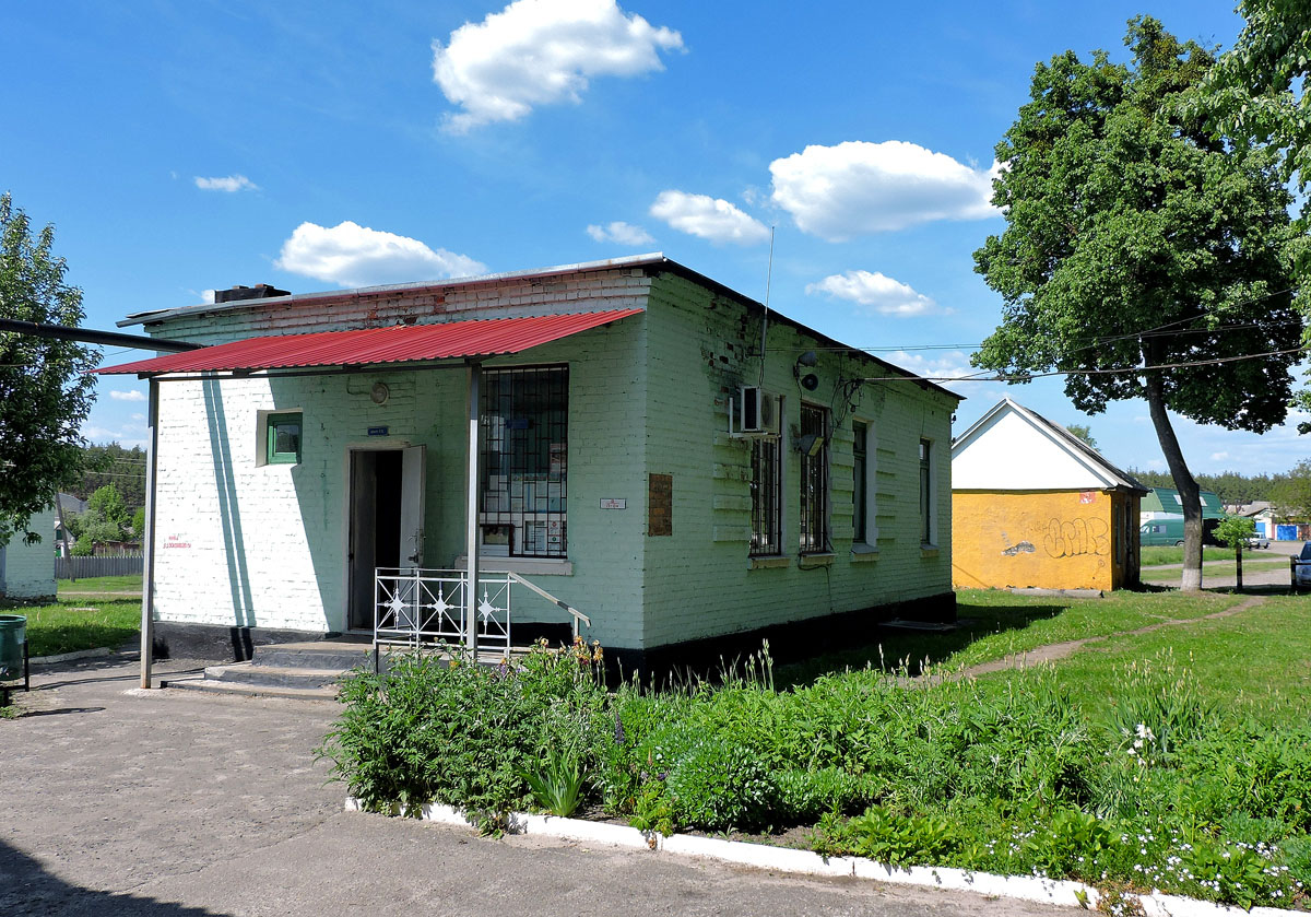 Нововодолажский район, прочие н.п., с. Ватутино, Станционная улица, 5