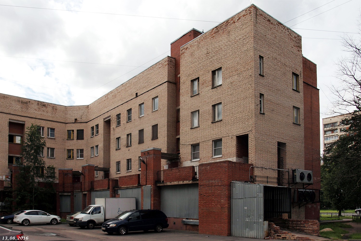 Saint Petersburg, Проспект Науки, 44