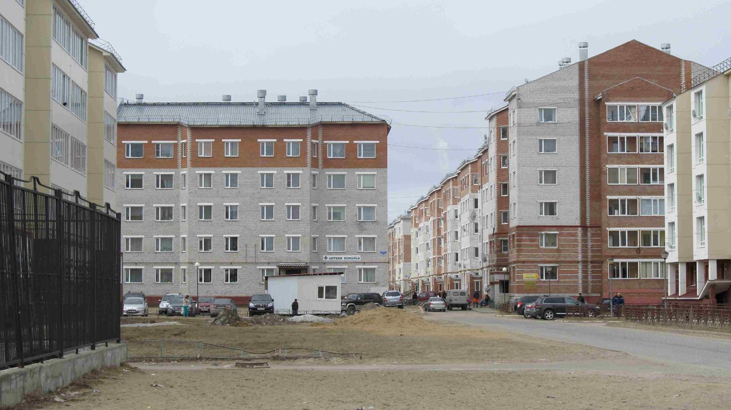 Нарьян-Мар, Улица Ленина, 29; Проезд капитана Матросова, 2
