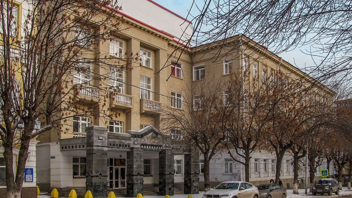 Уфа, Улица Октябрьской Революции, 3А
