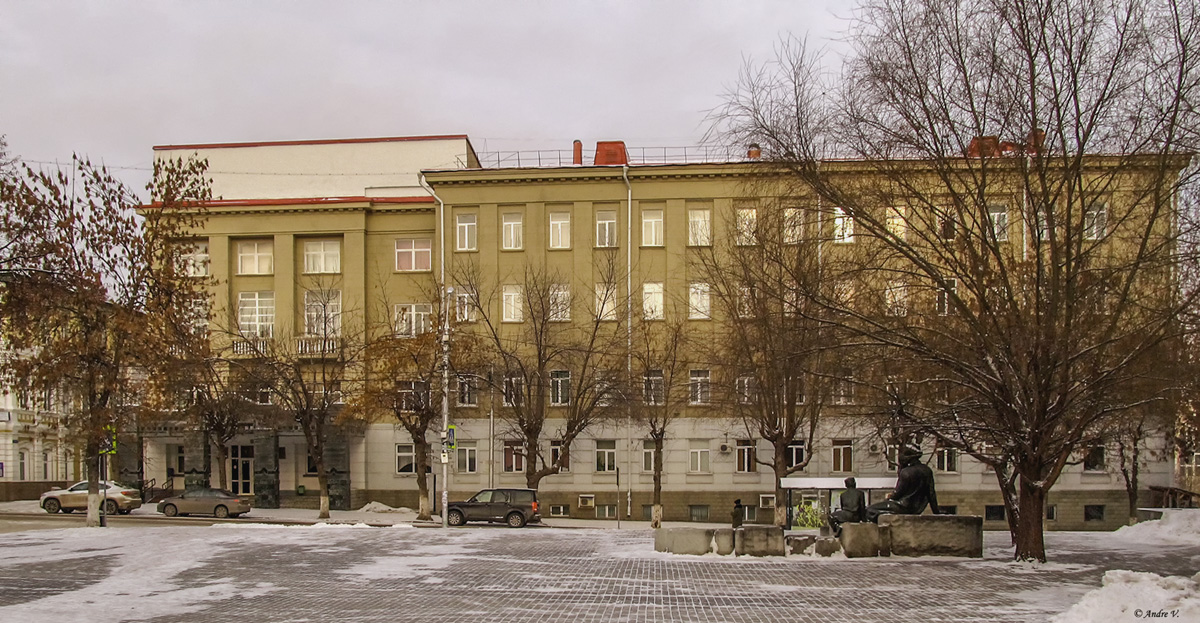 Ufa, Улица Октябрьской Революции, 3А