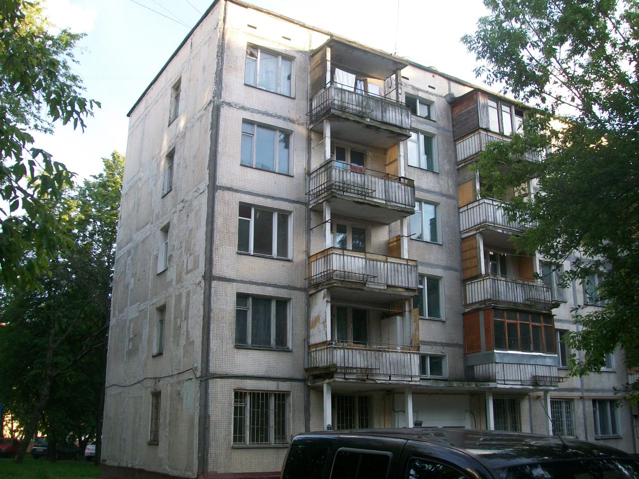 Москва, Улица Коштоянца, 9