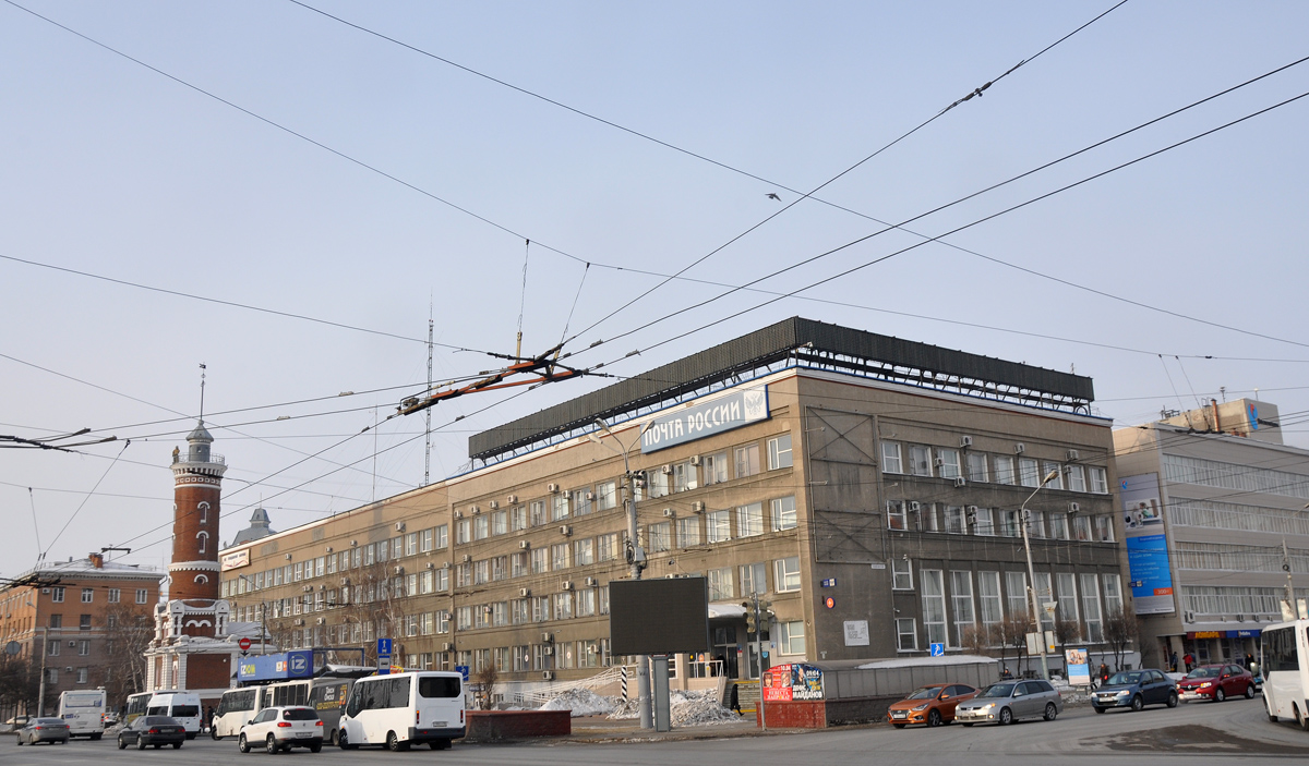 Omsk, Интернациональная улица, 41 / Улица Герцена, 1; Интернациональная улица, 41 корп. 2