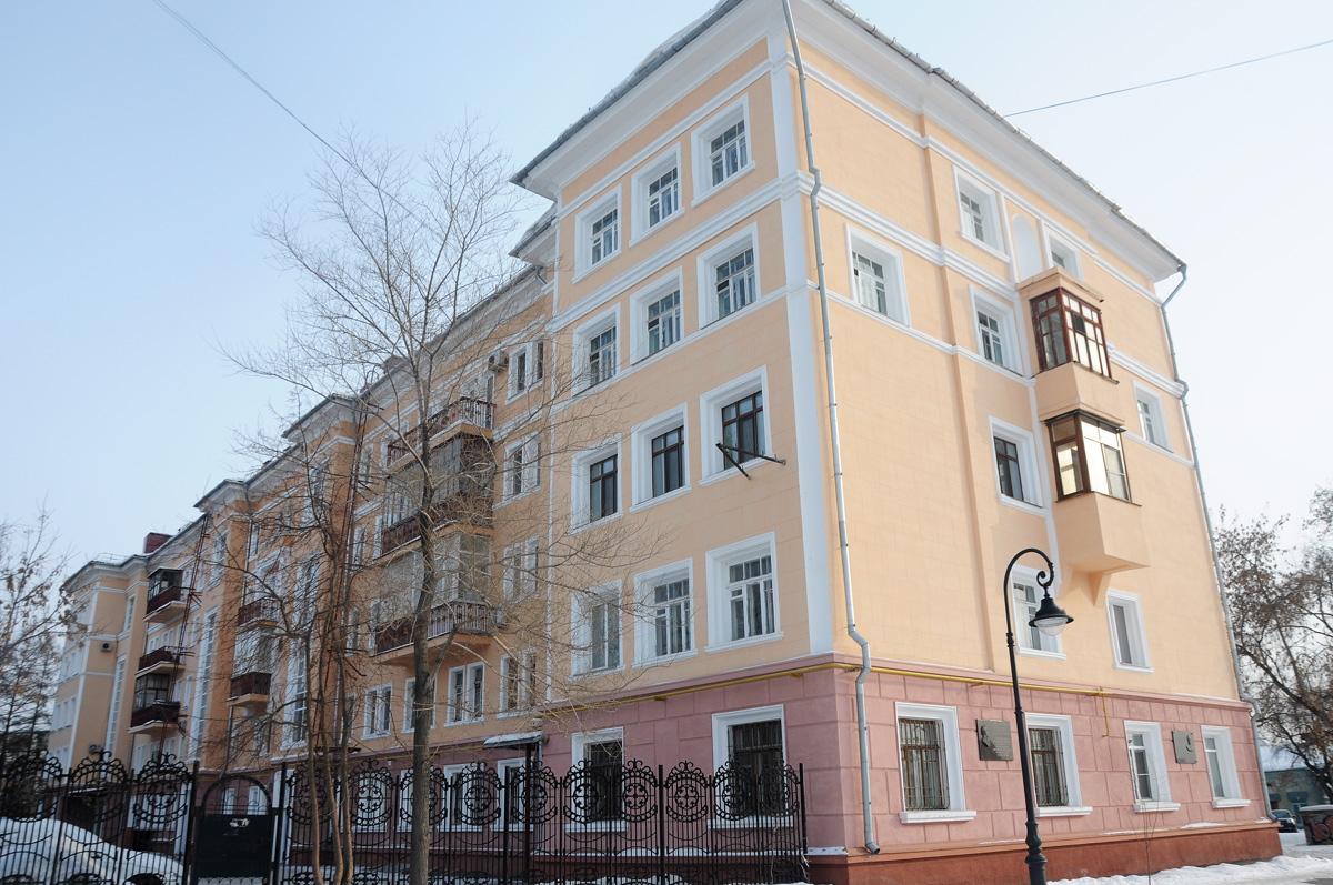 Омск, Площадь Дзержинского, 1
