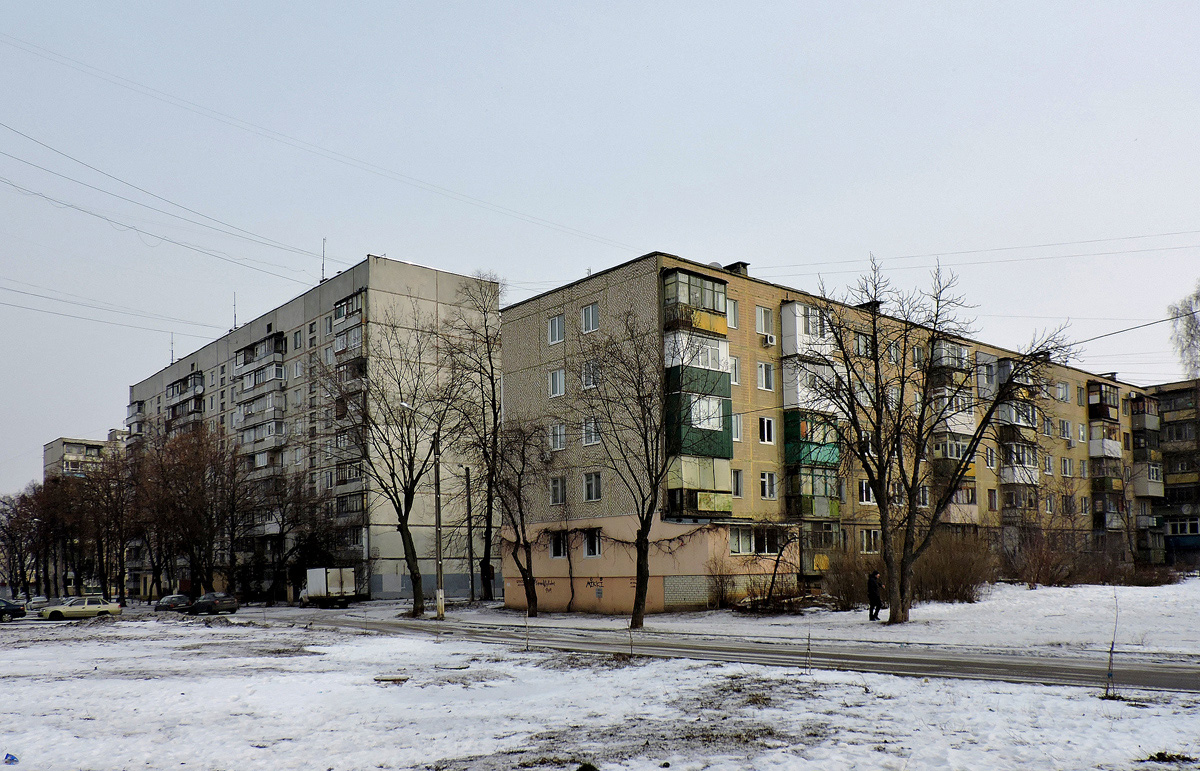 Харьков, Проспект Тракторостроителей, 77А; Проспект Тракторостроителей, 71Д