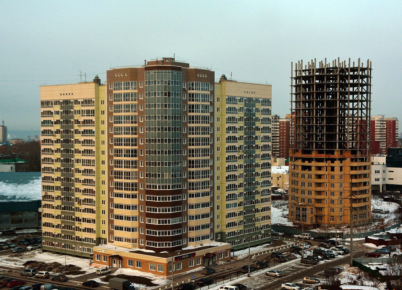 Пермь, Улица Космонавта Беляева, 8; Проспект Декабристов, 97