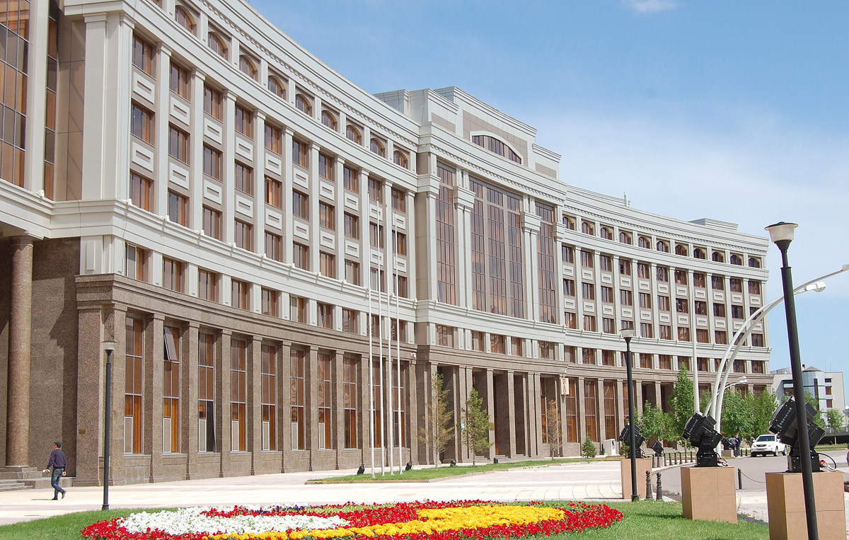 Астана, Проспект Кабанбай батыра, 19 блок B