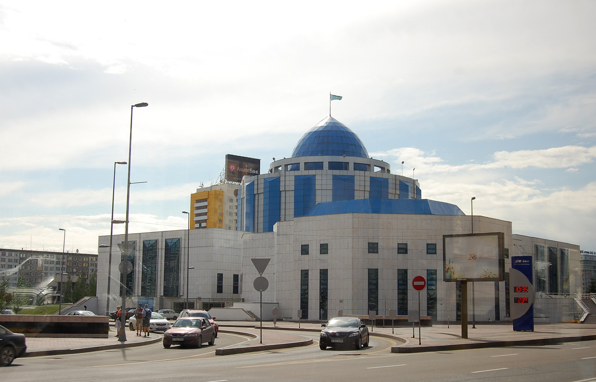 Астана, Проспект Республики, 2