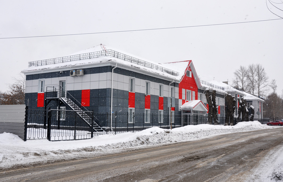 Омск, Улица Карбышева, 23