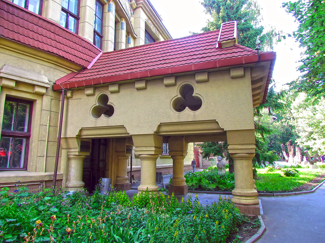 Харьков, Улица Искусств, 8