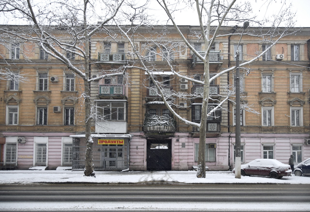 Одеса, Вулиця Богдана Хмельницького, 3 / вулиця генерала ватутіна, 20 / м'ясоєдовська вулиця, 27