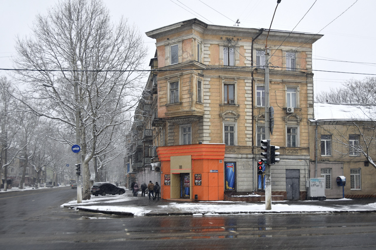 Одесса, Вулиця Богдана Хмельницького, 3 / вулиця генерала ватутіна, 20 / м'ясоєдовська вулиця, 27