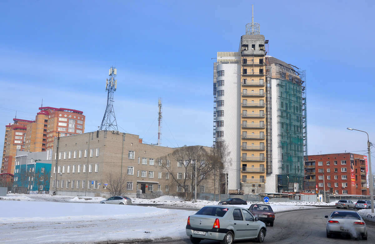 Omsk, Бульварная улица, 7 корп. 1; Бульварная улица, 7