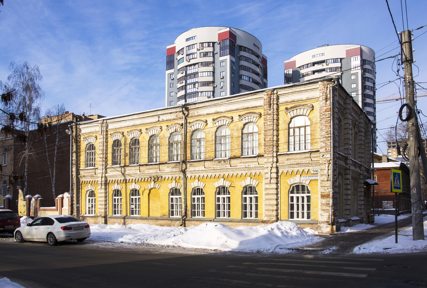 Самара, Улица Братьев Коростелёвых, 146 / Вилоновская улица, 63