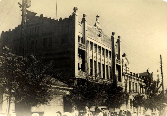 Запорожье, Соборный проспект, 48; Соборный проспект, 46 / Покровская улица, 23