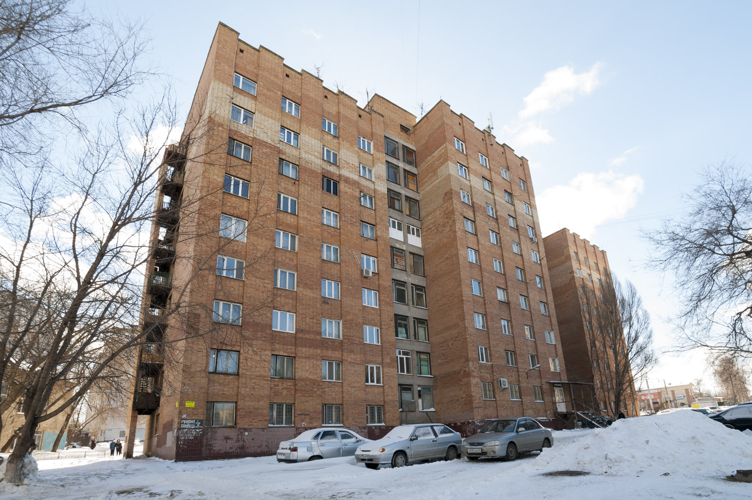 Novokuybyshevsk, Улица Суворова, 17