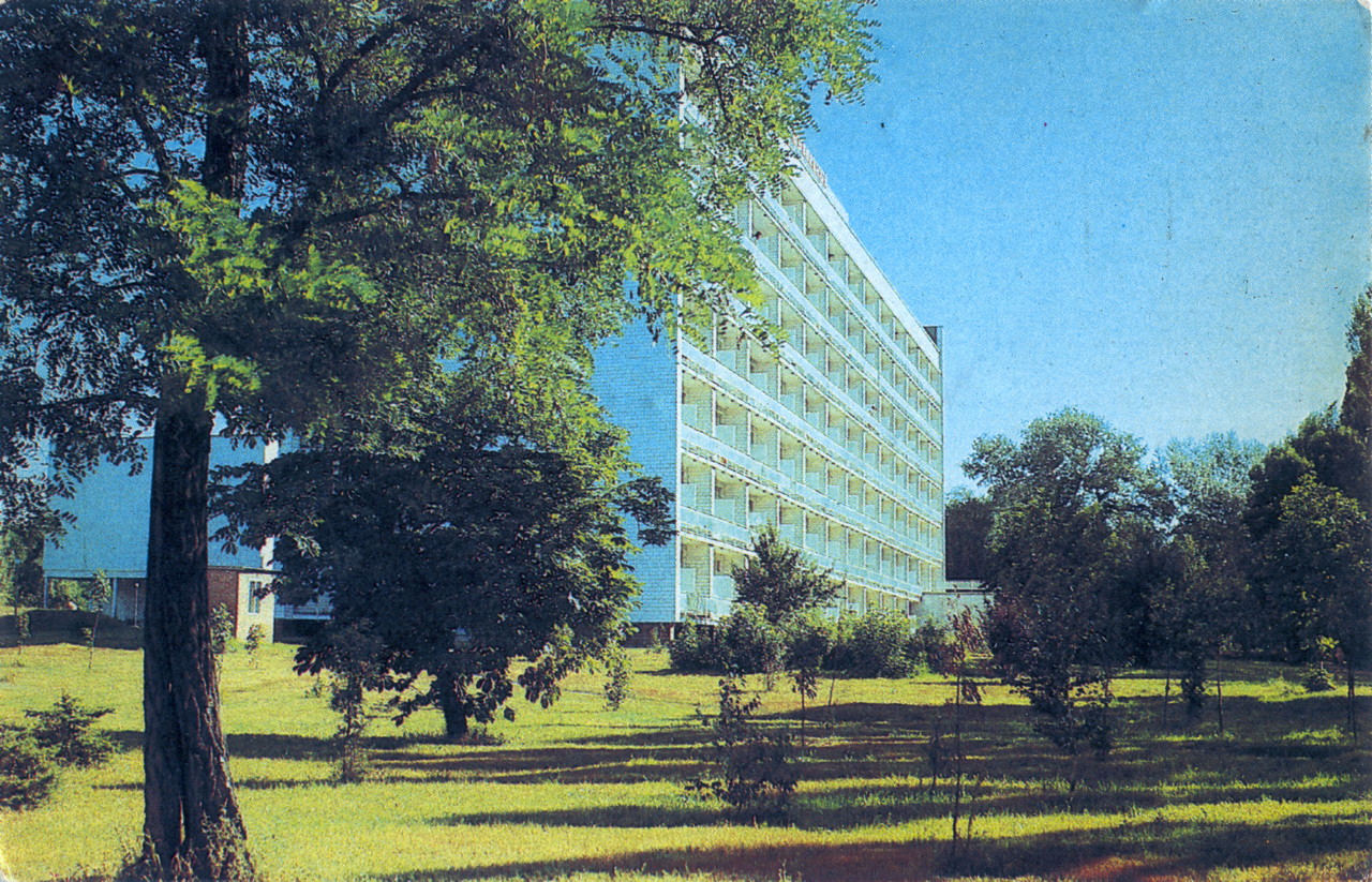 Славянск, Улица Павлова, 1