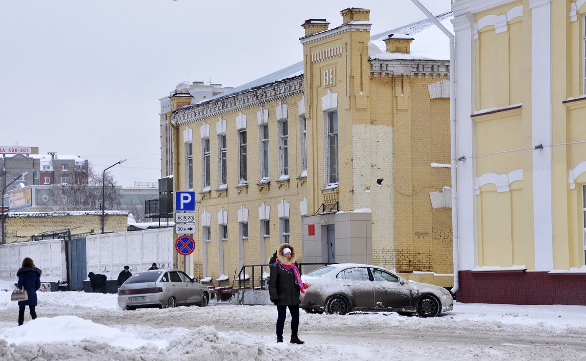 Omsk, Улица Красных Зорь, 2
