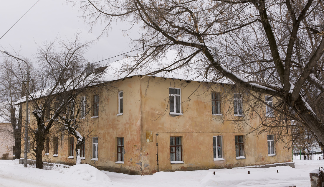 Уфа, Нежинская улица, 32