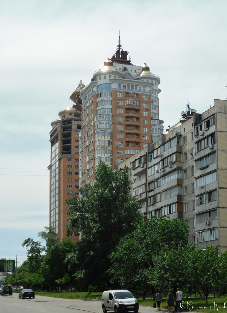 Киев, Оболонский проспект, 21 корп. 1; Оболонский проспект, 21 корп. 3; Оболонский проспект, 21