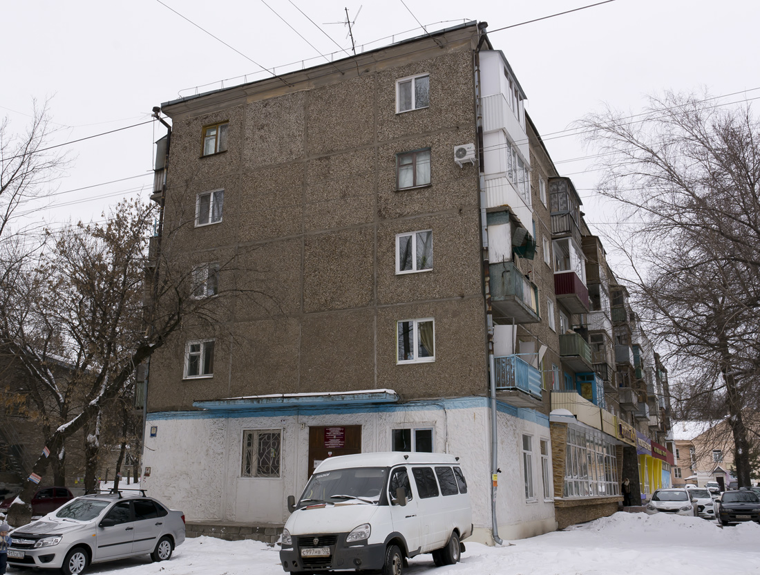 Уфа, Улица Победы, 11 / Улица Шумавцова, 25