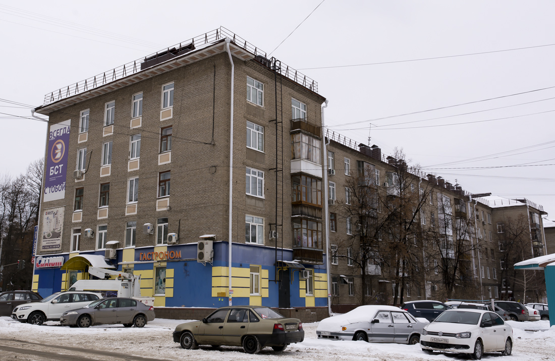 Уфа, Первомайская улица, 42 / Улица Победы, 14