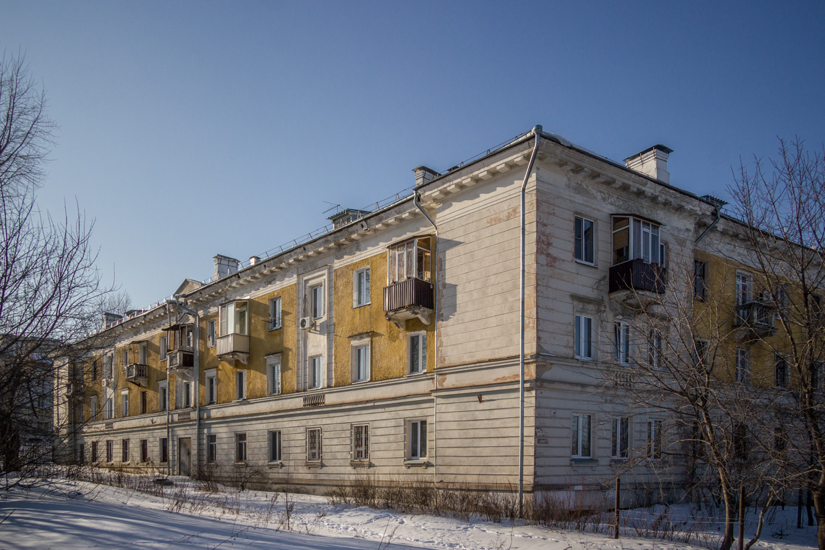 Казань, Советская улица, 2 / Тополевая улица, 14