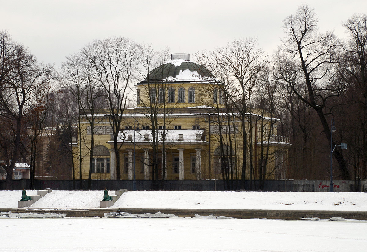 Санкт-Петербург, Набережная реки Малой Невки, 11